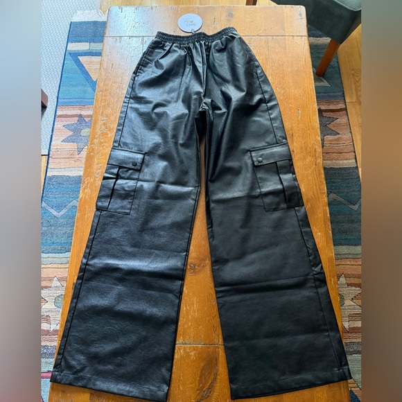 Lista Faux Leather Elastic Pocket Pants Black - Picture 6 of 10